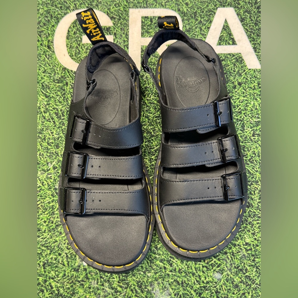 Dr. Martens Soloman Men's Hydro Leather Strap Sandals Black Size 9